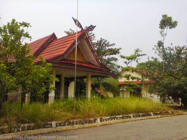 [Rumah%2520Dinas%2520Pejabat%2520Pelalawan%2520yang%2520semak%255B9%255D.jpg]