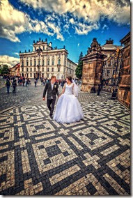 Свадебные фотографии Прага и замок Либень - фотограф Владисла Гаус