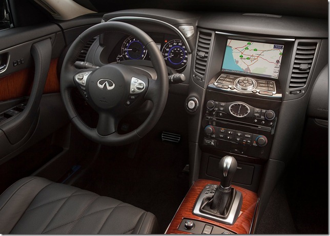 Infiniti-FX35_2012_1600x1200_wallpaper_08