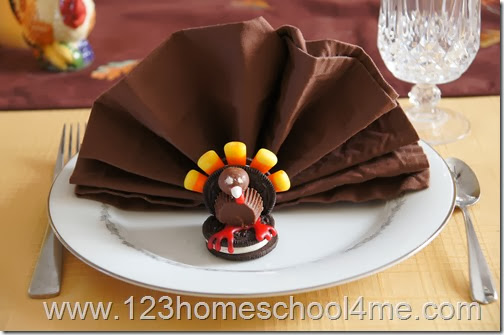 Thanksgiving Place Setting Idea - cute for kids! Thanksgiving Place Setting Idea - cute for kids!