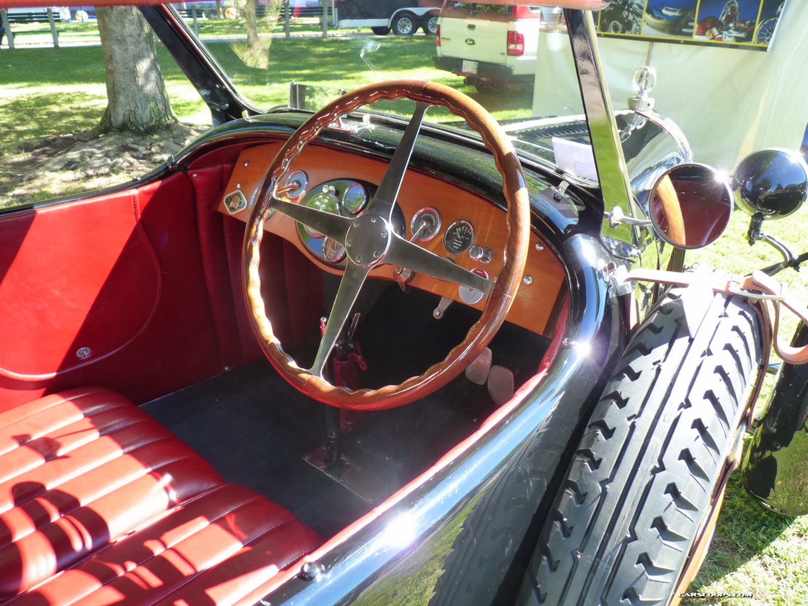 [2013-Boston-Classic-Show-Carscoops264%255B2%255D.jpg]