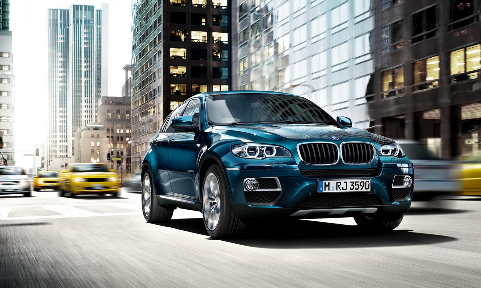 Характеристики бмв x6m