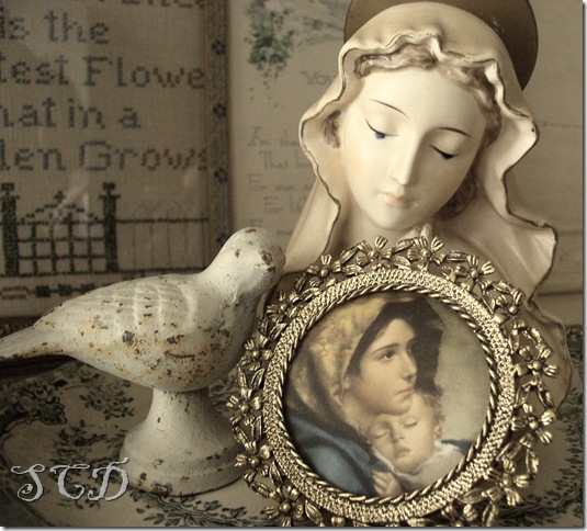 madonna and child antique setting