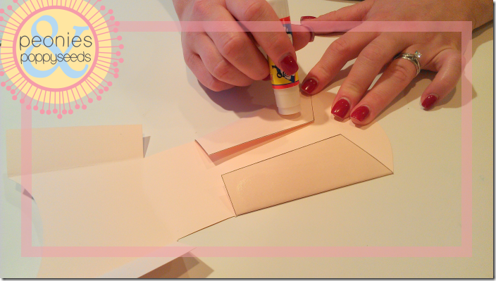 step 7a - apply glue on both flaps