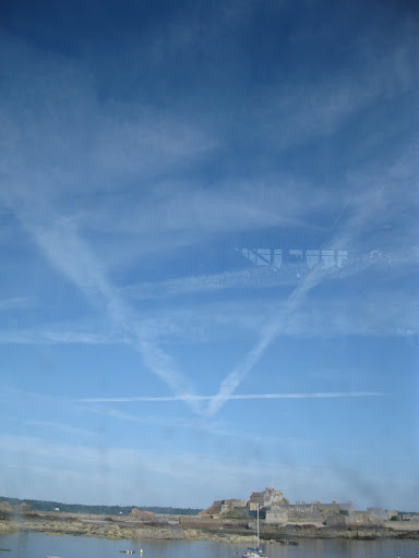 Cool contrails from the train