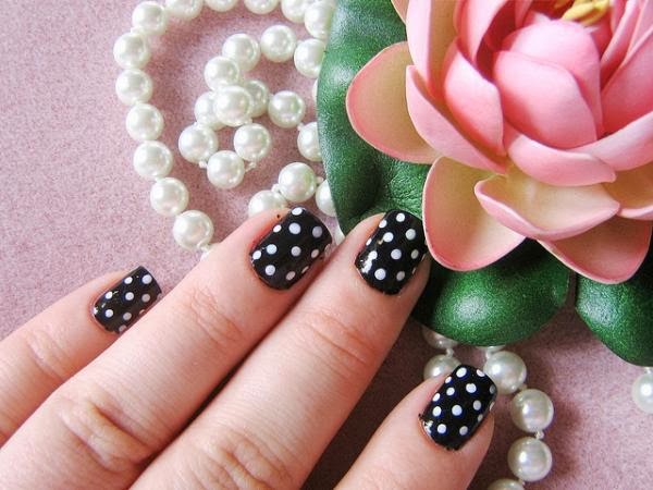 Polka Dots Cute Polka Dot Nail Designs