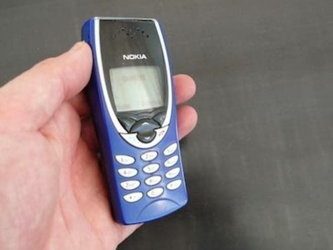 [Nokia-8210%255B2%255D.jpg]
