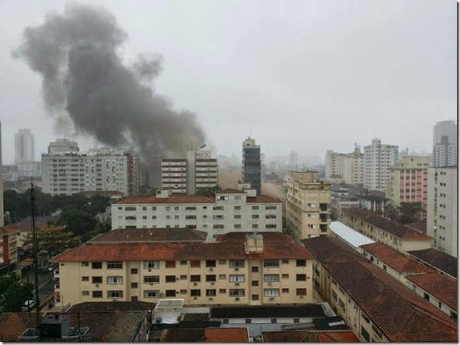 Morador registra acidente aéreo em Santos