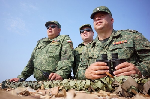 "Мирная миссия-2013": Фотографии российских военных