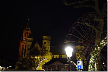 夜の聖セルファー教会　Sint-Servaasbasiliek Maastricht