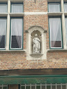 Brugge, Statue Wulfhagestraat
