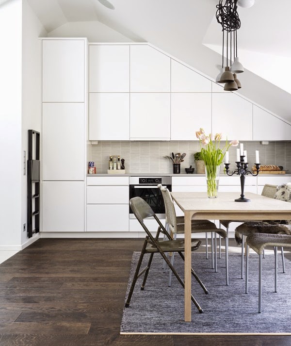 [white-modern-kitchen-with-sloped-cei%255B2%255D.jpg]