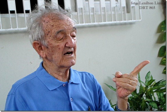 DEÍFILO VIVO