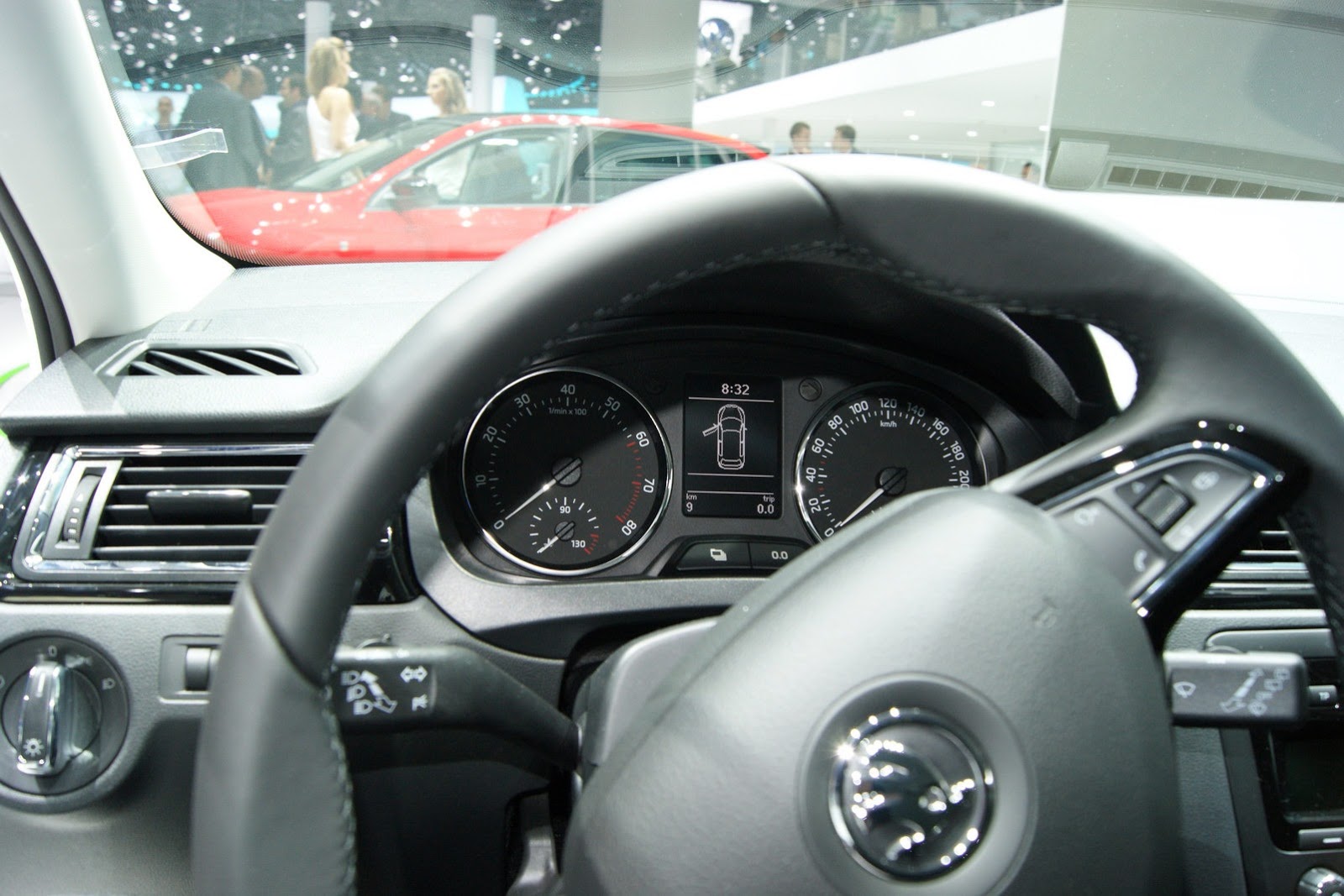 [2014-Skoda-Rapid-Sportback-14%255B2%255D.jpg]