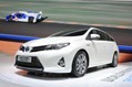 2013-Toyota-Auris-Touring-Sports-7