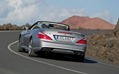 2013-Mercedes-SL63-AMG-11