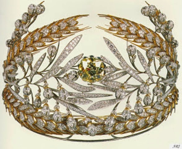 Diadema de María Ferodovna, casada con Pablo I