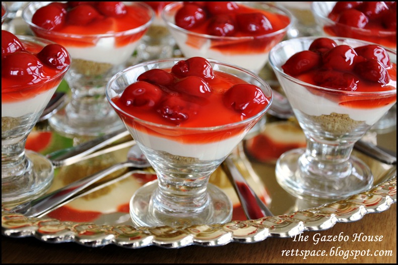 cherry cheesecake parfaits 012