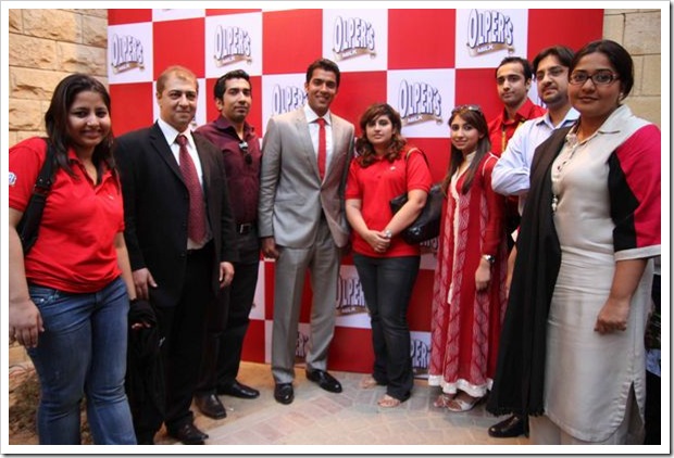 Aisam_with_Olpers_team Aisam_with_Olpers_team