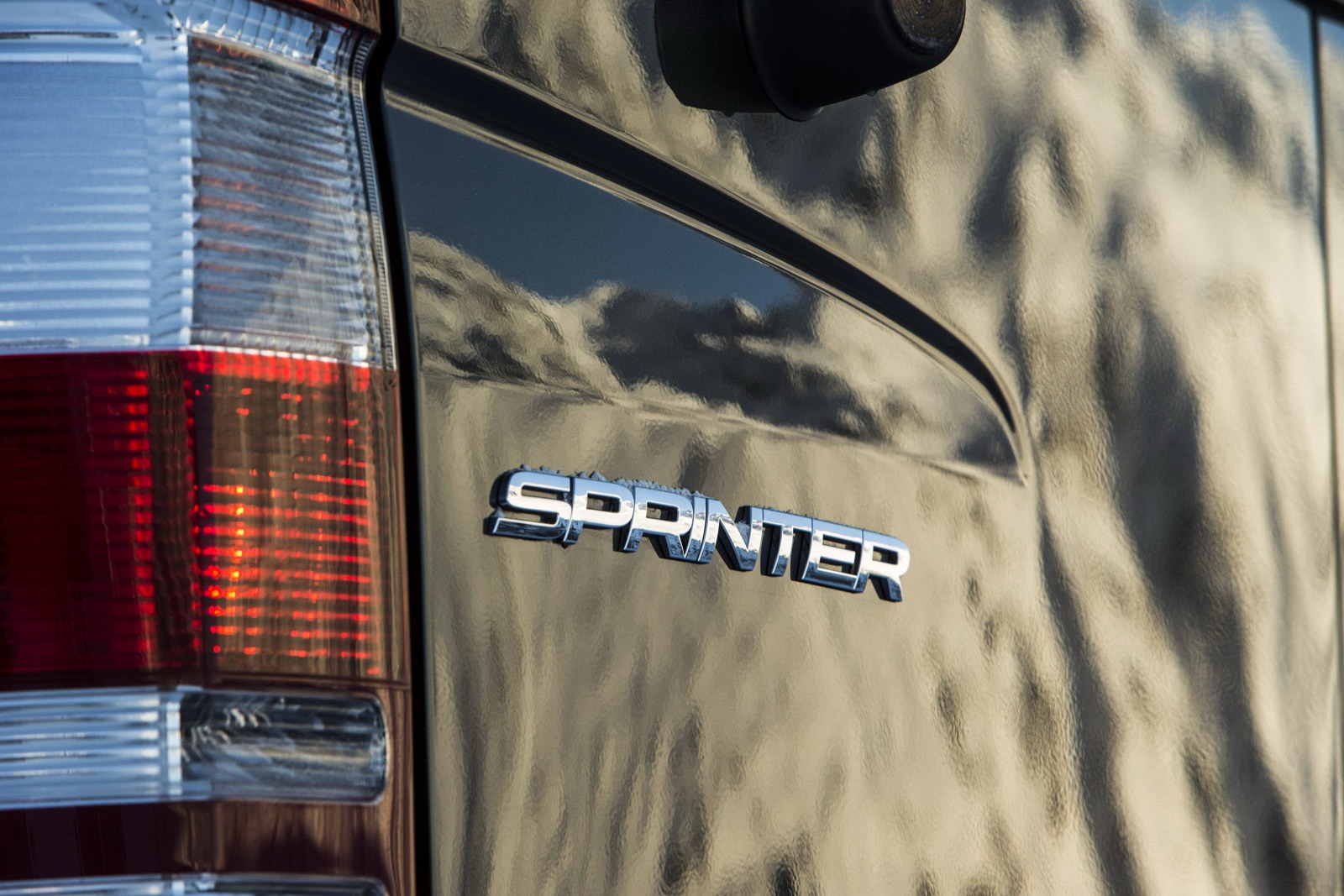 [Mercedes-Benz-Sprinter-4x4-37%255B2%255D.jpg]