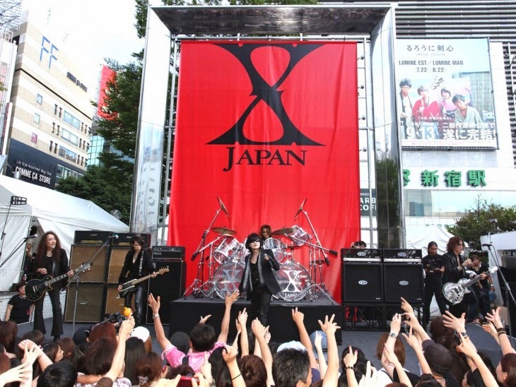 X JAPAN、新宿騒然の新曲PV撮影ライブ決行