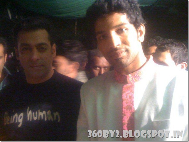 Salman_Khan_With_Fans_8