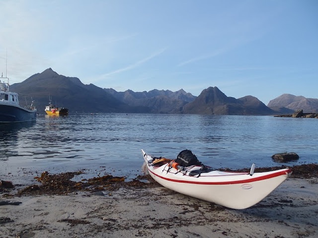 Setting out from Elgol.jpg