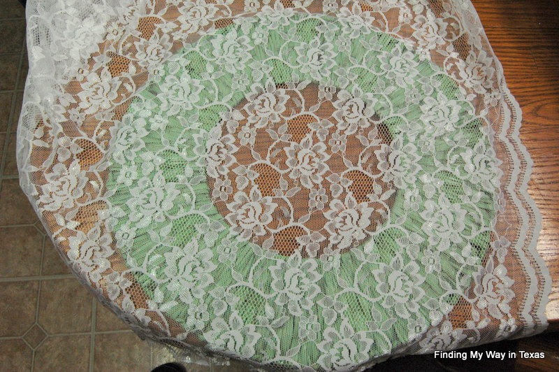 [lace%252C%2520mint%252C%2520wicker%2520wreath%2520001-001%255B4%255D.jpg]
