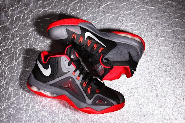 Nike Ambassador VII – Black / Red – Available in Europe | NIKE LEBRON -  LeBron James Shoes