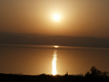 Obiective turistice Iordania: Apus de Soare la Marea Moarta