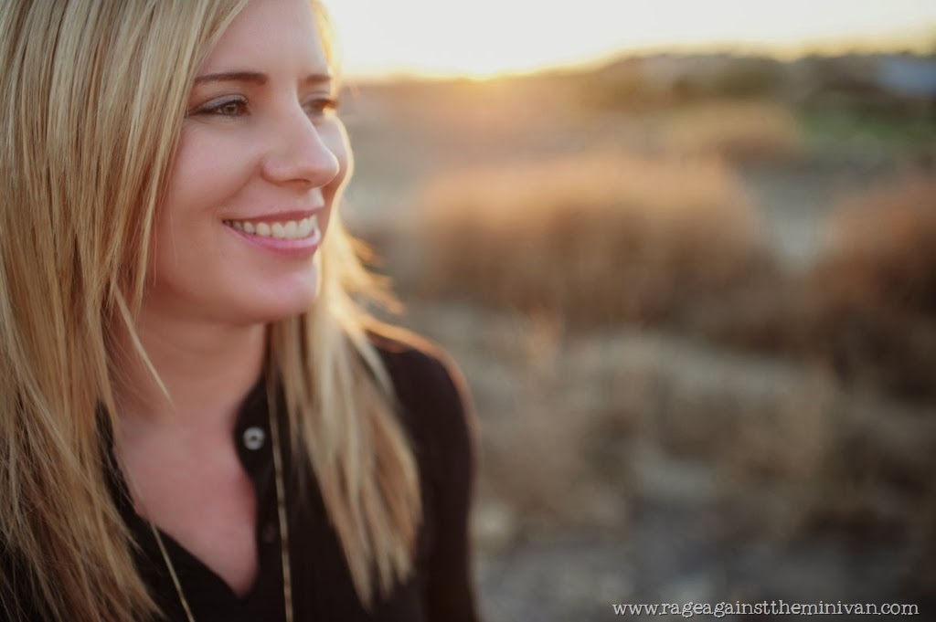 [kristen%2520profile%2520ps%2520%2528Medium%2529%255B3%255D.jpg]