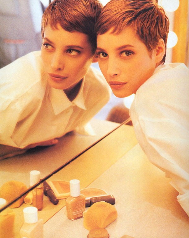 [elle-us-august-1990-6%255B5%255D.jpg]