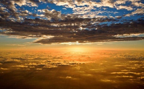 Clouds-960x600-hdwallpapers.us_-590x368