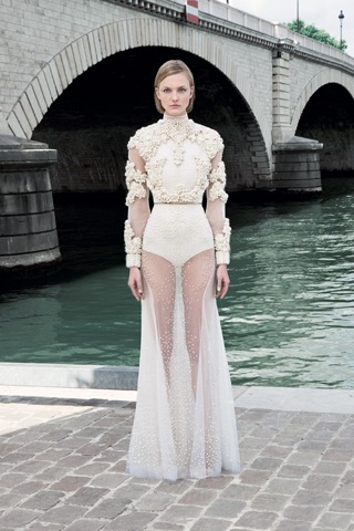 [Fall%252011%2520Couture%2520-%2520Givenchy.jpg]