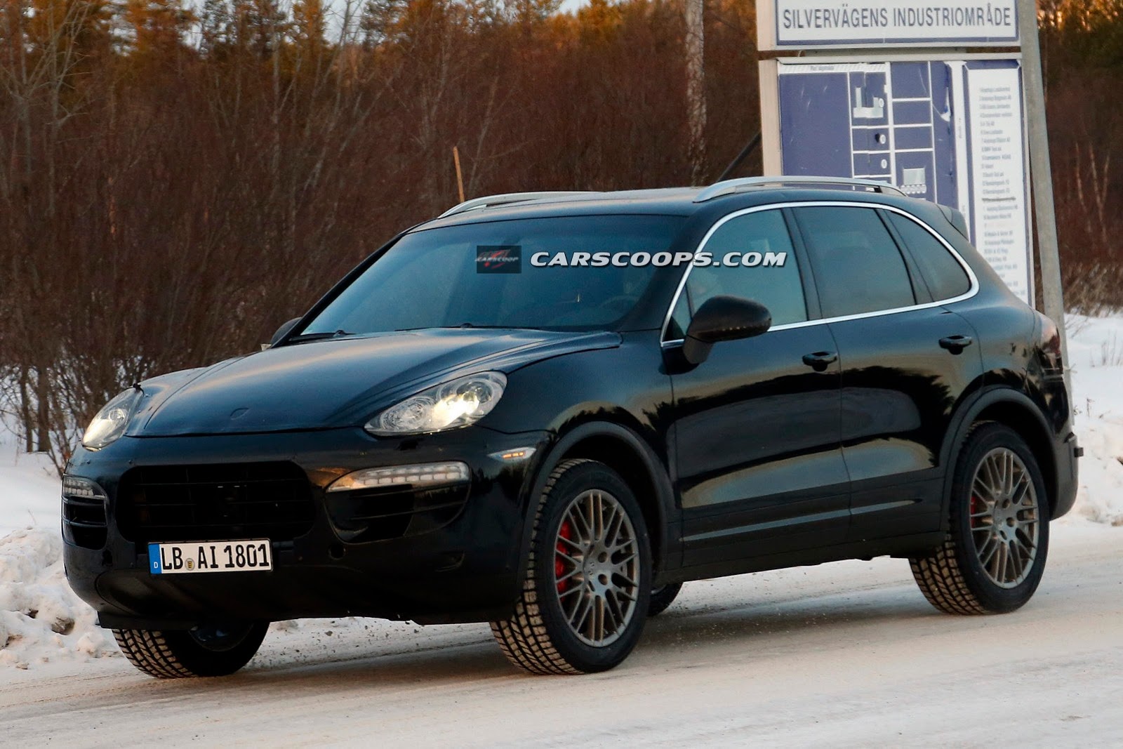 [2015-Porsche-Cayenne-FL-1%255B3%255D.jpg]