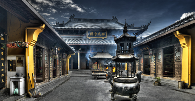 [Christian%2520Voigt_China-Linshum%2520Temple%255B5%255D.png]