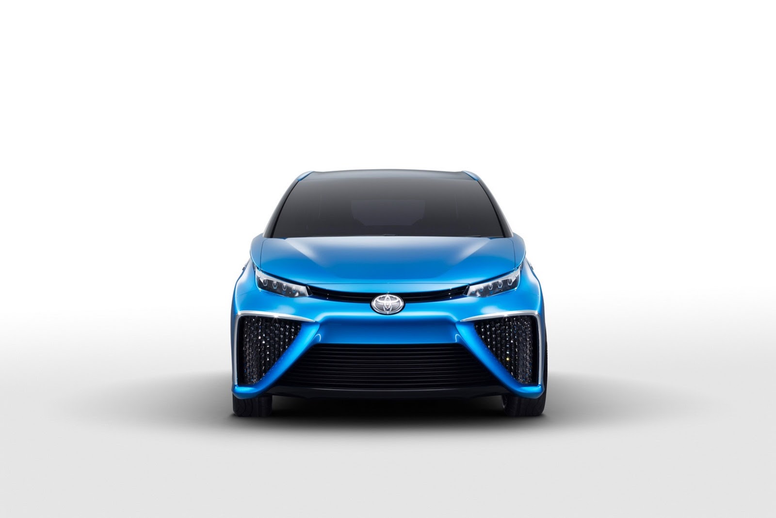 [Toyota-FCV-152.jpg]