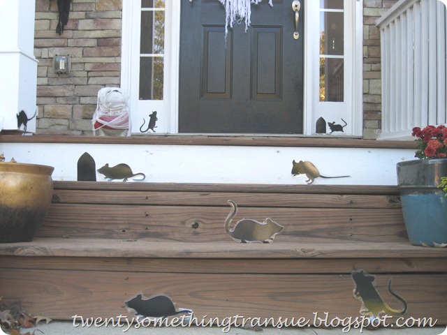 Halloween Front Porch 006