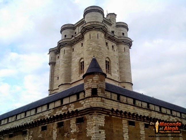 Paris visita Castillo de Vincennes 5