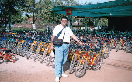 148. rent a bike Sukhothai.jpg