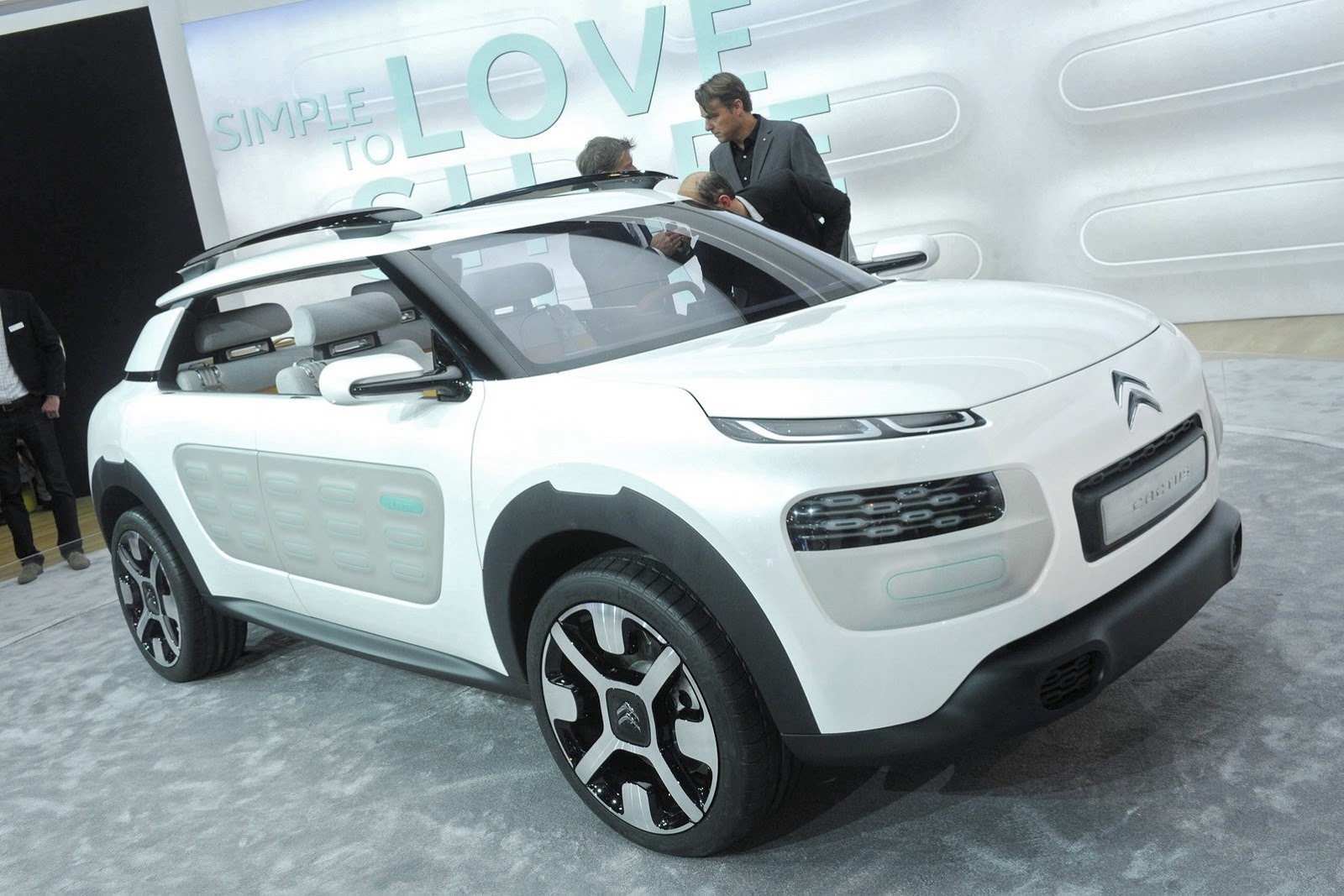 [Citroen-Cactus-4%255B2%255D%255B2%255D.jpg]