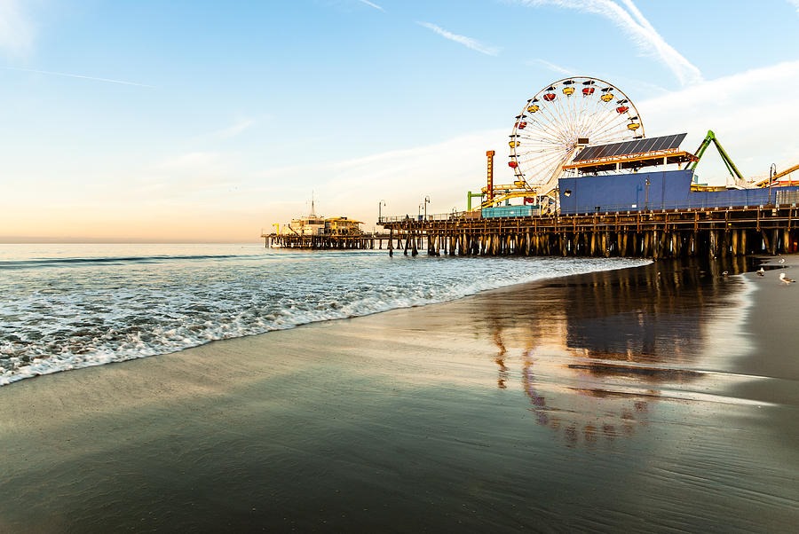 [santa-monica-pier-sunrise-josh-whalen%255B3%255D.jpg]