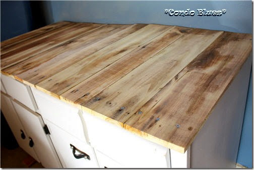 wood pallet workbench