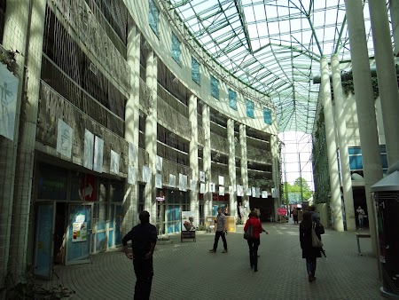 08. Biblioteca Universitatii din Varsovia.JPG