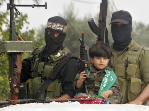 hamas_child_gun_AP.jpg