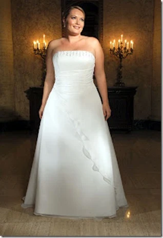 vestidos de novias gorditas strapless elegante y sencillo diseño 2012