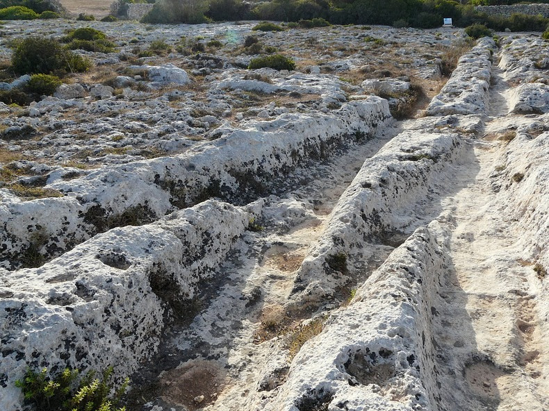 cart-ruts-malta-4