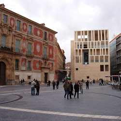 Murcia CathedralSquare1.jpg