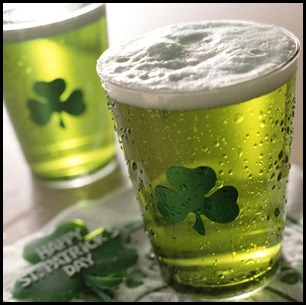 close-up_of_green_beer_on_st_patricks_day_alh01056