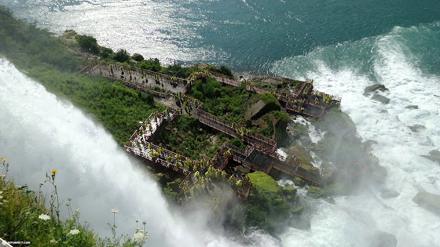 Cave of the Winds top view in Niagara Falls, United States 